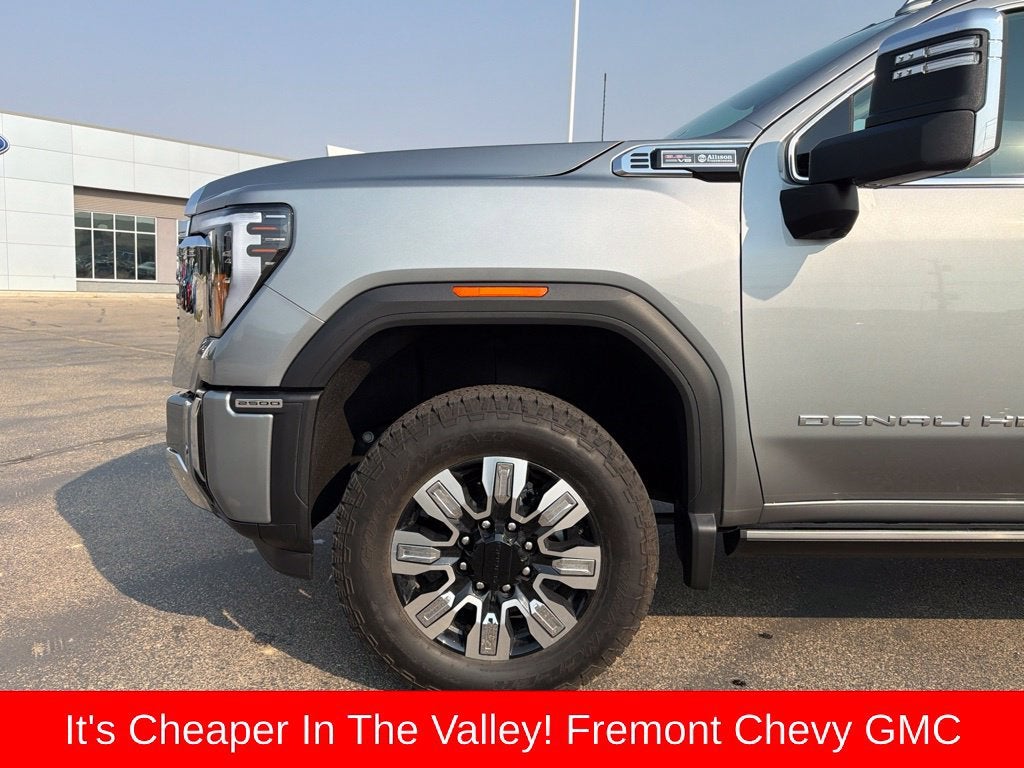 2025 GMC Sierra 2500 HD Denali