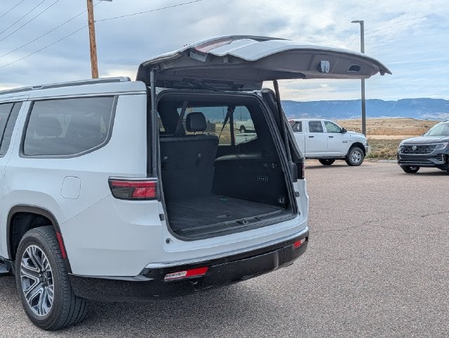 2025 Jeep Wagoneer L Series II