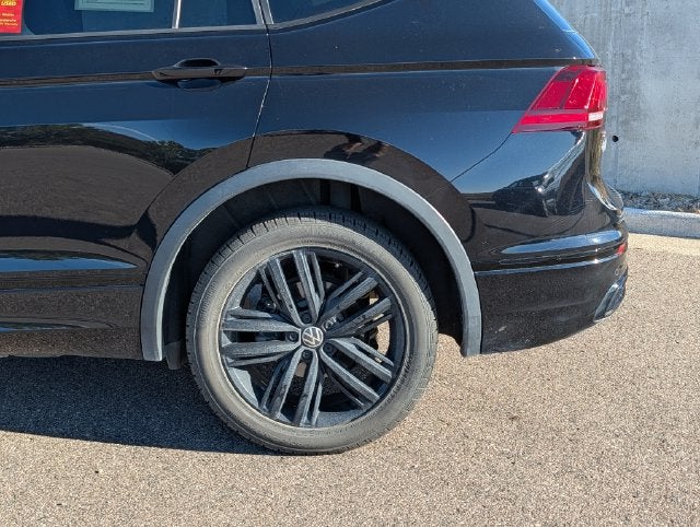 2022 Volkswagen Tiguan 2.0T SE R-Line Black