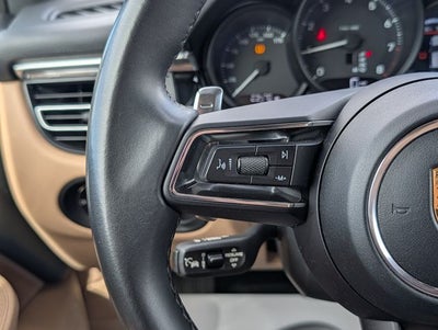 2022 Porsche Macan Base