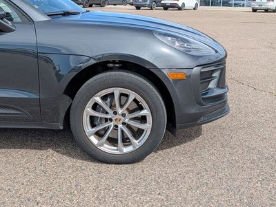 2022 Porsche Macan Base