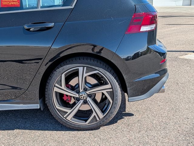 2025 Volkswagen Golf GTI 2.0T SE