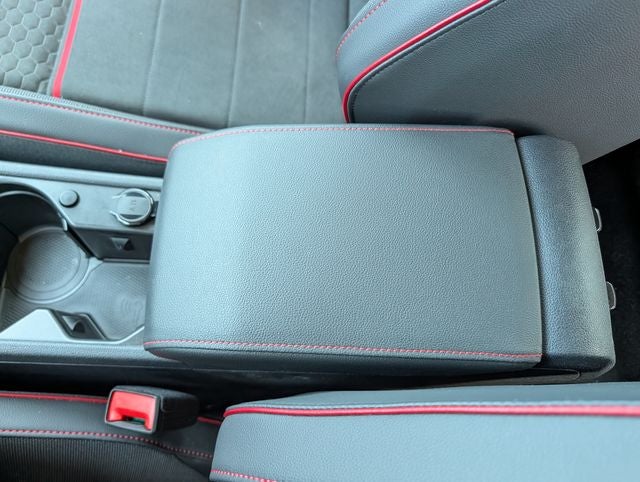 2025 Volkswagen Golf GTI 2.0T SE