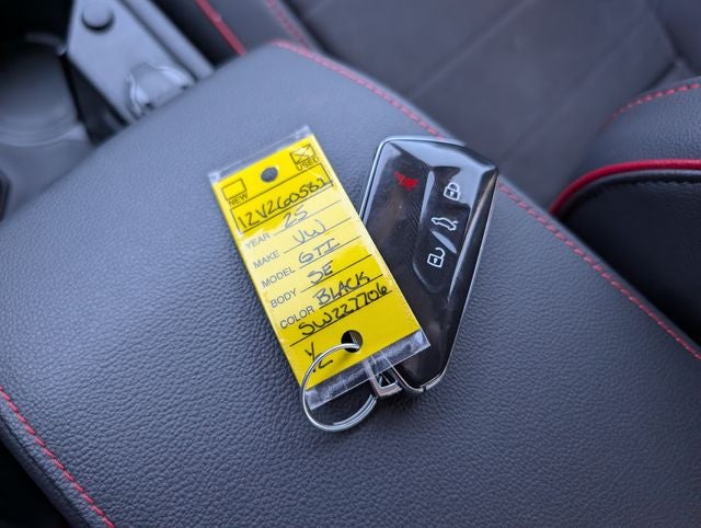 2025 Volkswagen Golf GTI 2.0T SE
