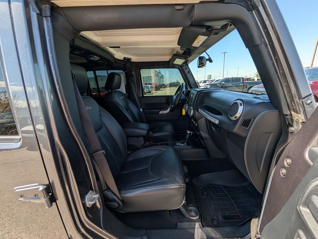 2017 Jeep Wrangler Unlimited Unlimited Sahara
