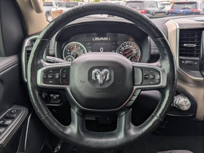 2019 RAM 1500 Laie Crew Cab 4x4 5'7' Box