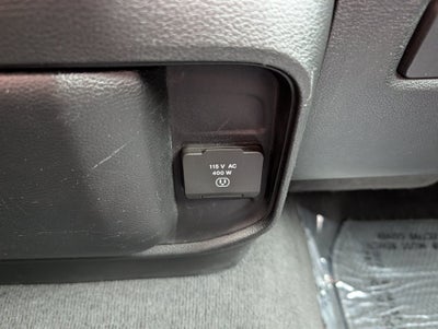 2019 RAM 1500 Laie Crew Cab 4x4 5'7' Box