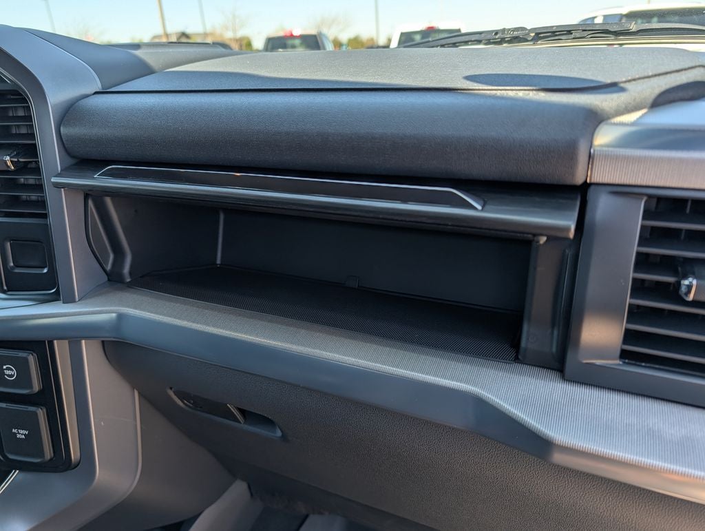 2025 Ford F-150 Lariat 157"