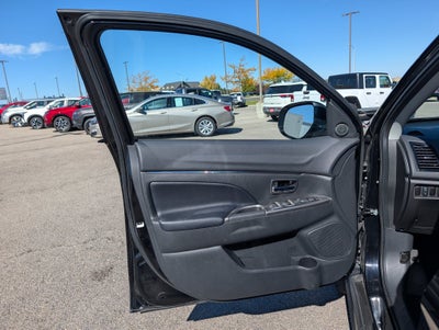 2025 Mitsubishi Outlander Sport Base