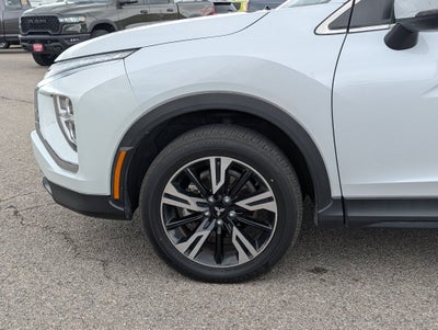 2025 Mitsubishi Eclipse Cross Base