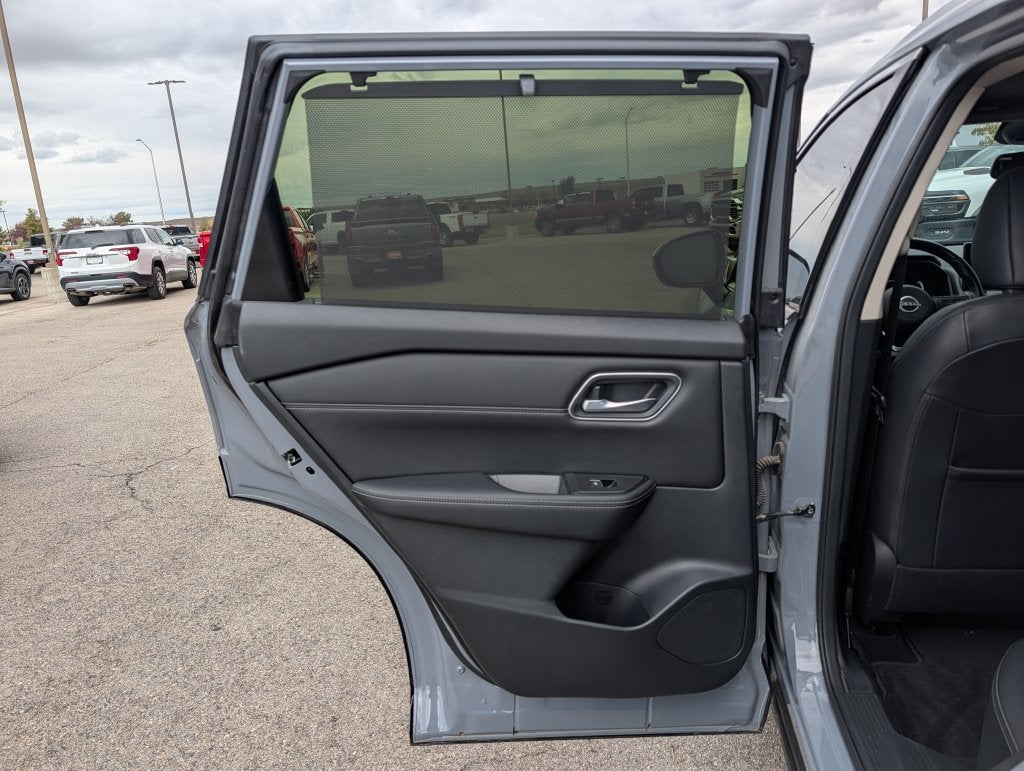 2024 Nissan Rogue Platinum Premium AWD