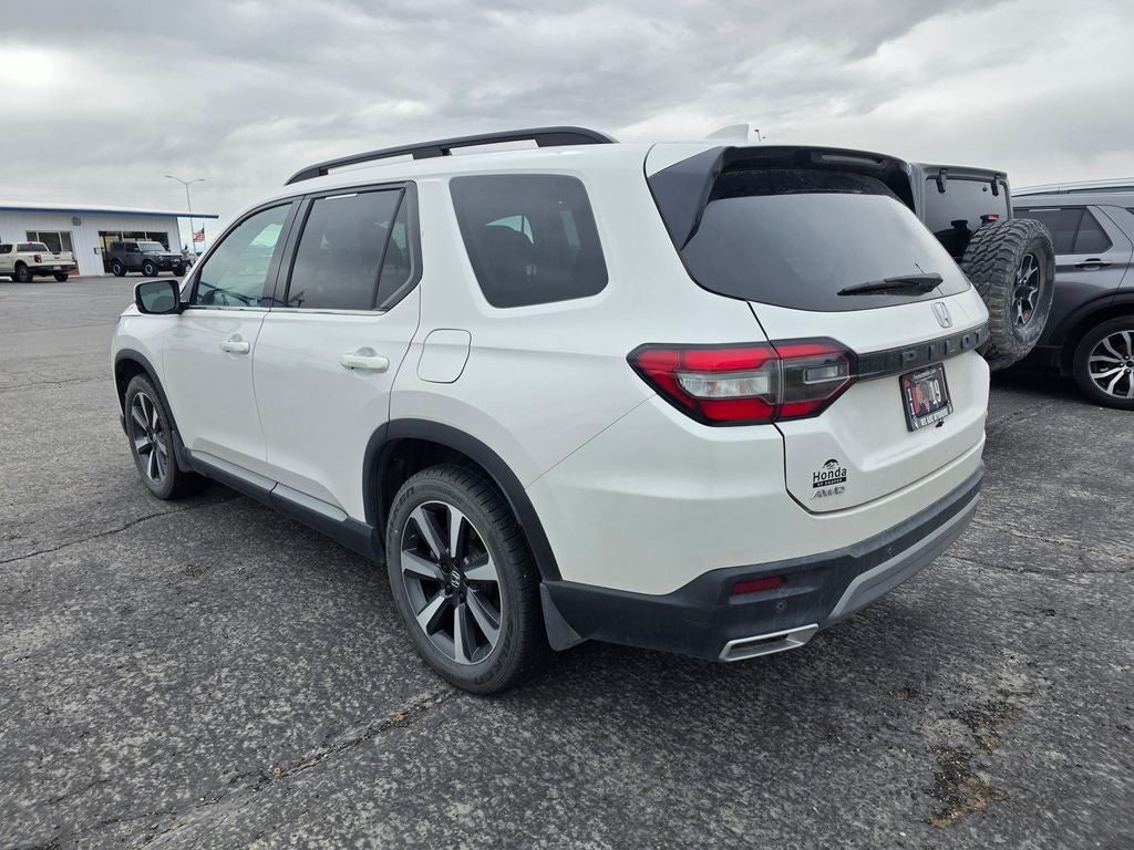 2023 Honda Pilot Touring