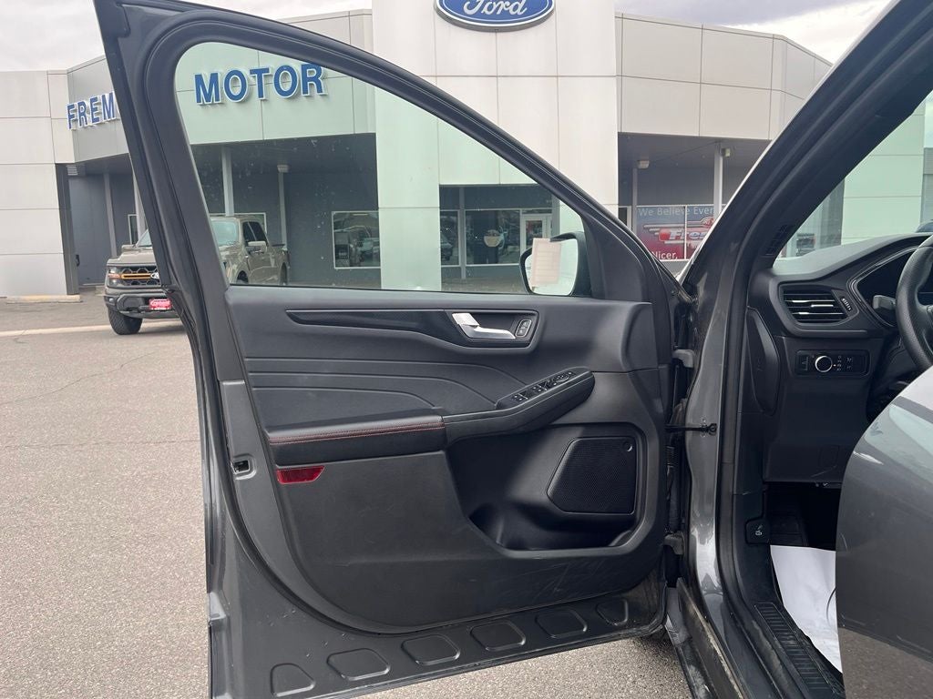 2024 Ford Escape ST-Line - Photo 16
