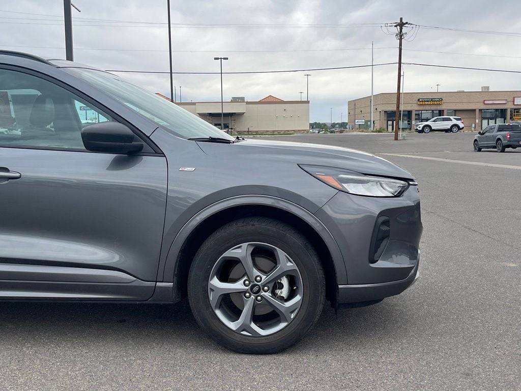 2024 Ford Escape ST-Line - Photo 4