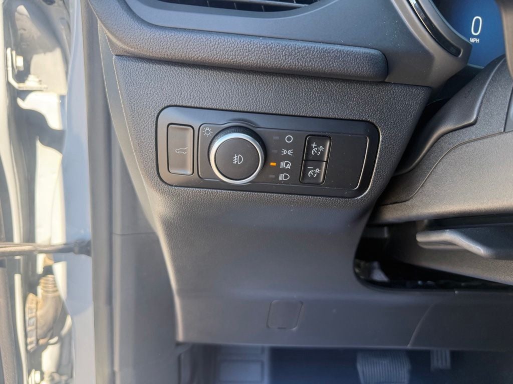 2025 Ford Escape ST-Line Select - Photo 30