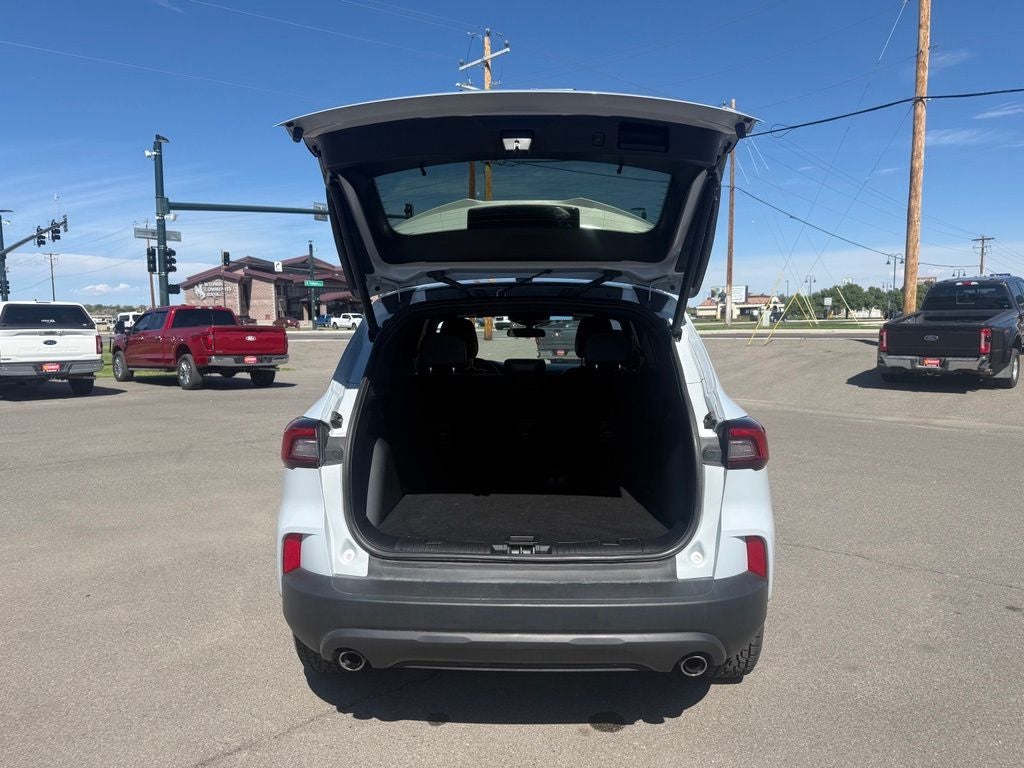 2025 Ford Escape ST-Line Select - Photo 35