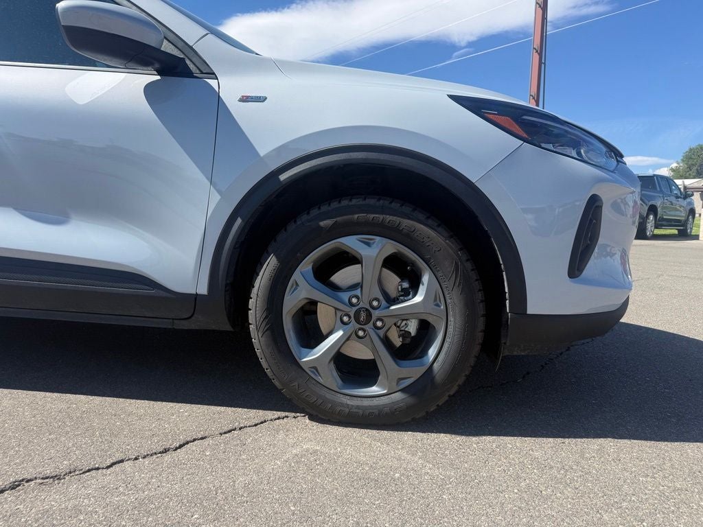 2025 Ford Escape ST-Line Select - Photo 42
