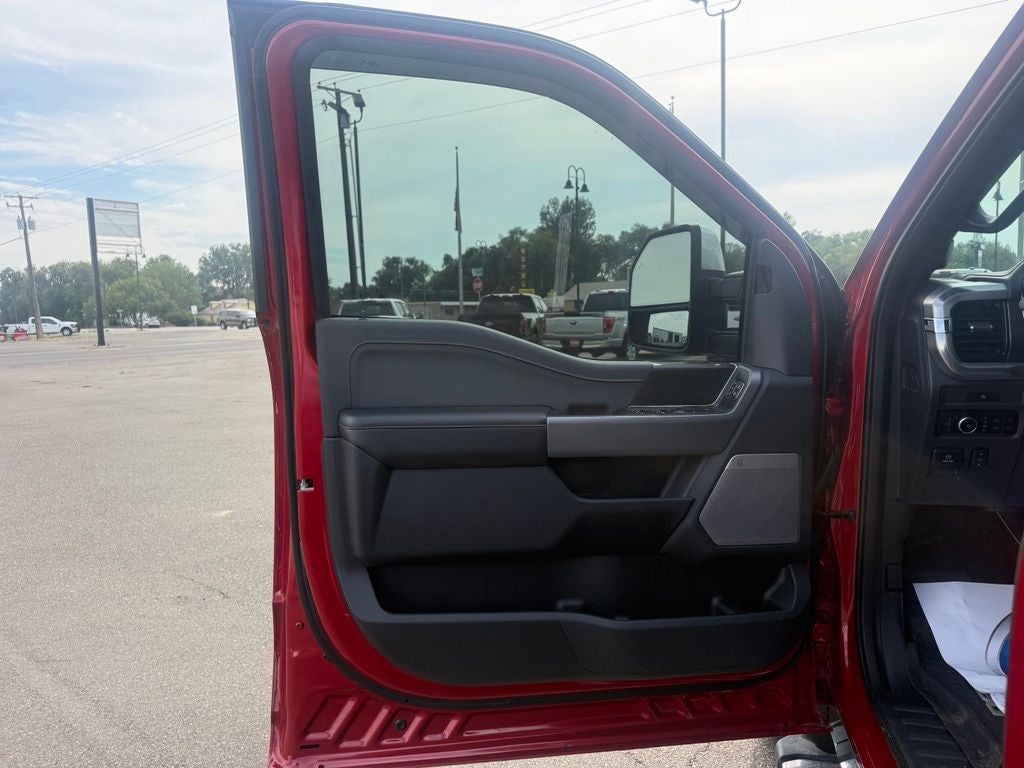2025 Ford F-150 Lariat - Photo 10