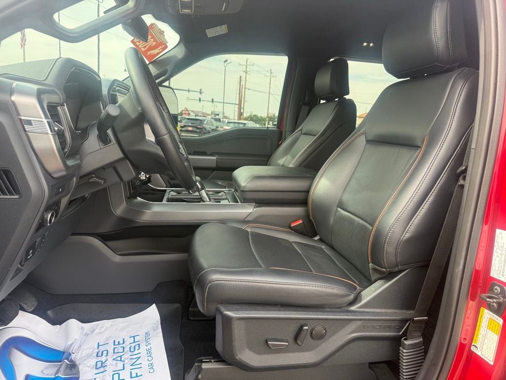 2025 Ford F-150 Lariat - Photo 12