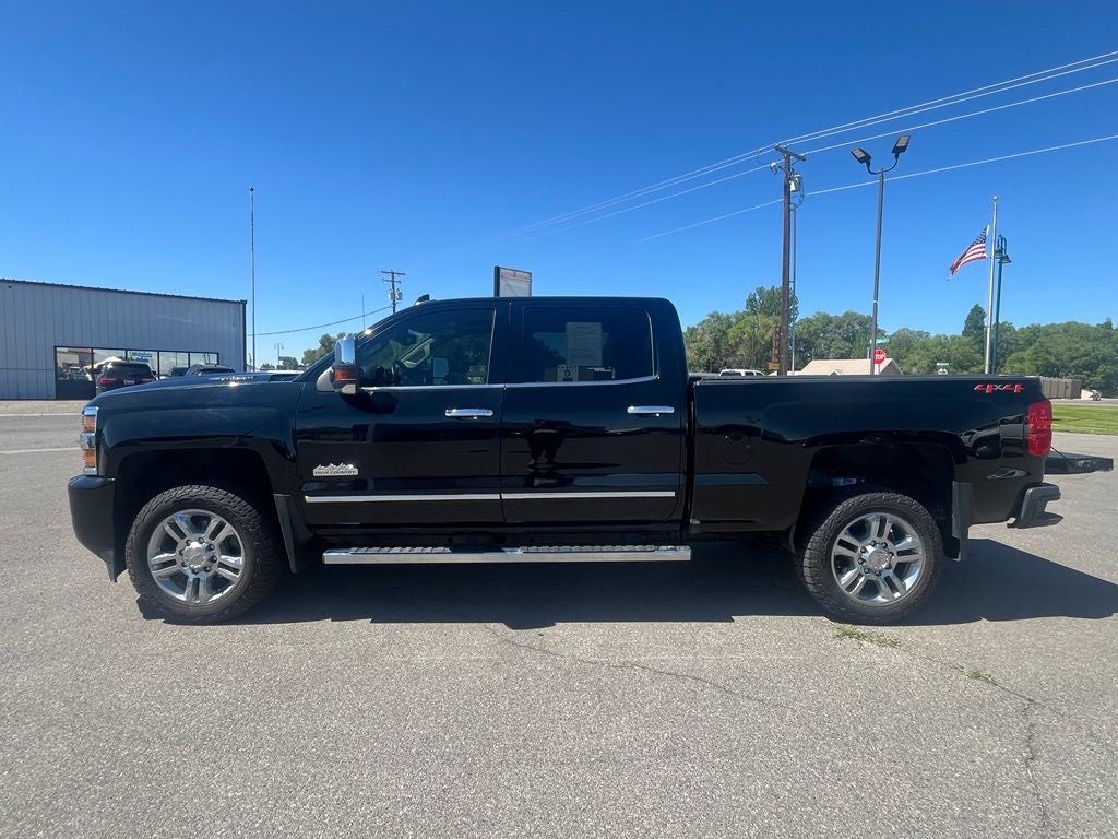 2019 Chevrolet Silverado 2500HD High Country - Photo 13
