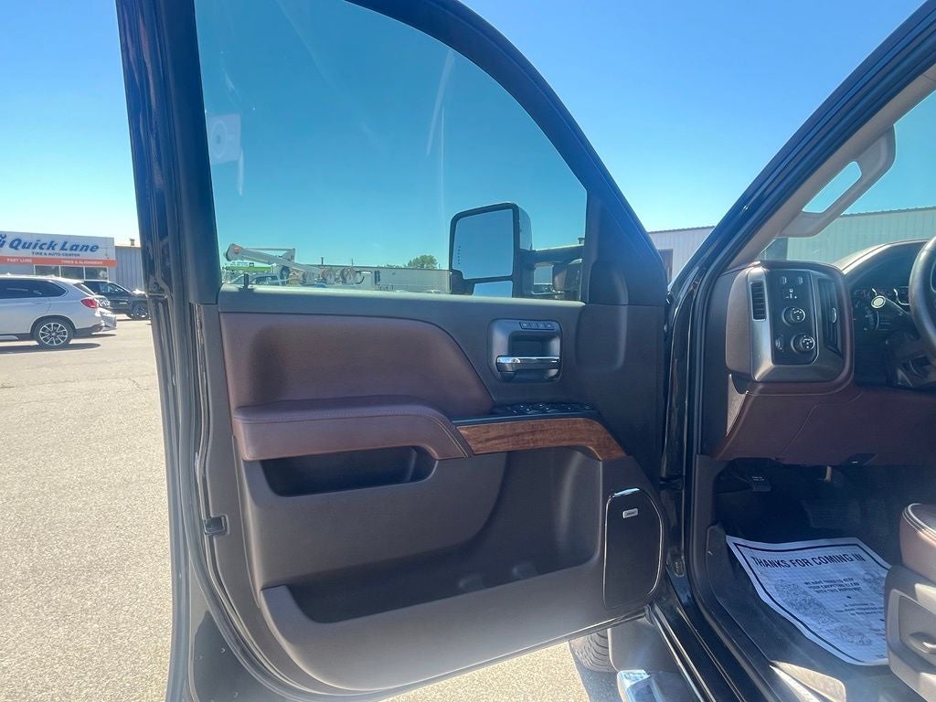 2019 Chevrolet Silverado 2500HD High Country - Photo 16