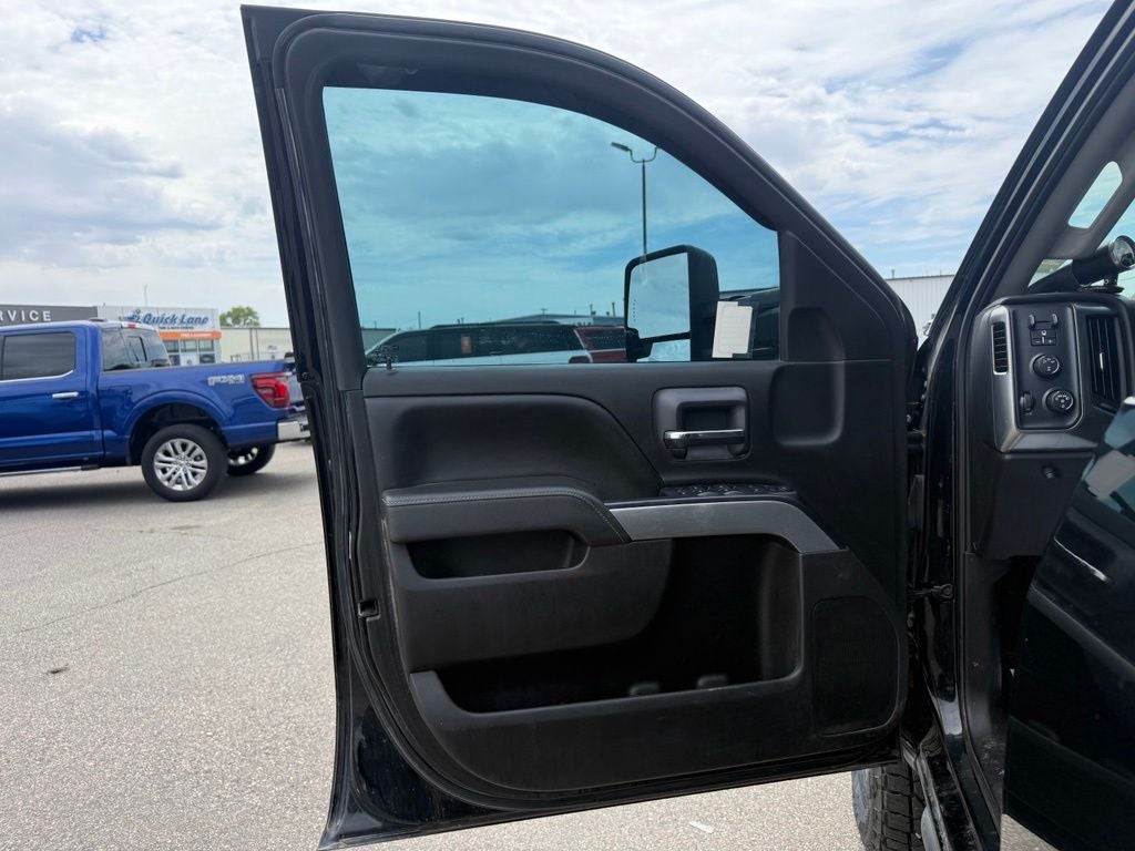 2016 Chevrolet Silverado 2500HD LT - Photo 10