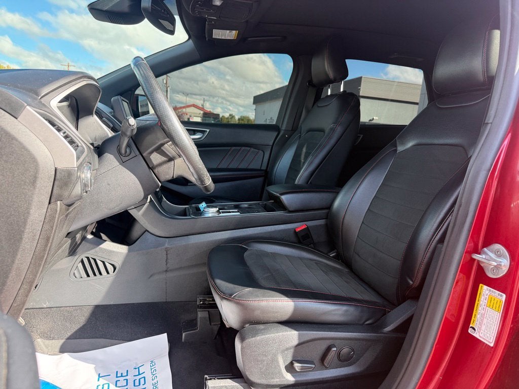 2021 Ford Edge ST-Line - Photo 12