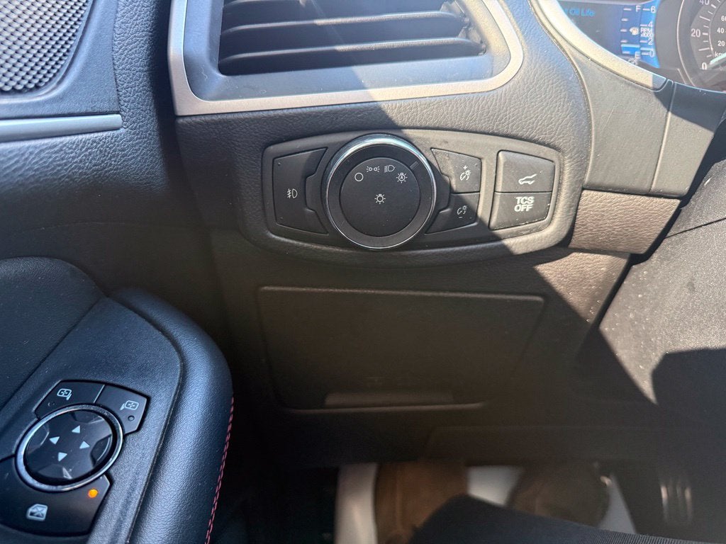 2021 Ford Edge ST-Line - Photo 27