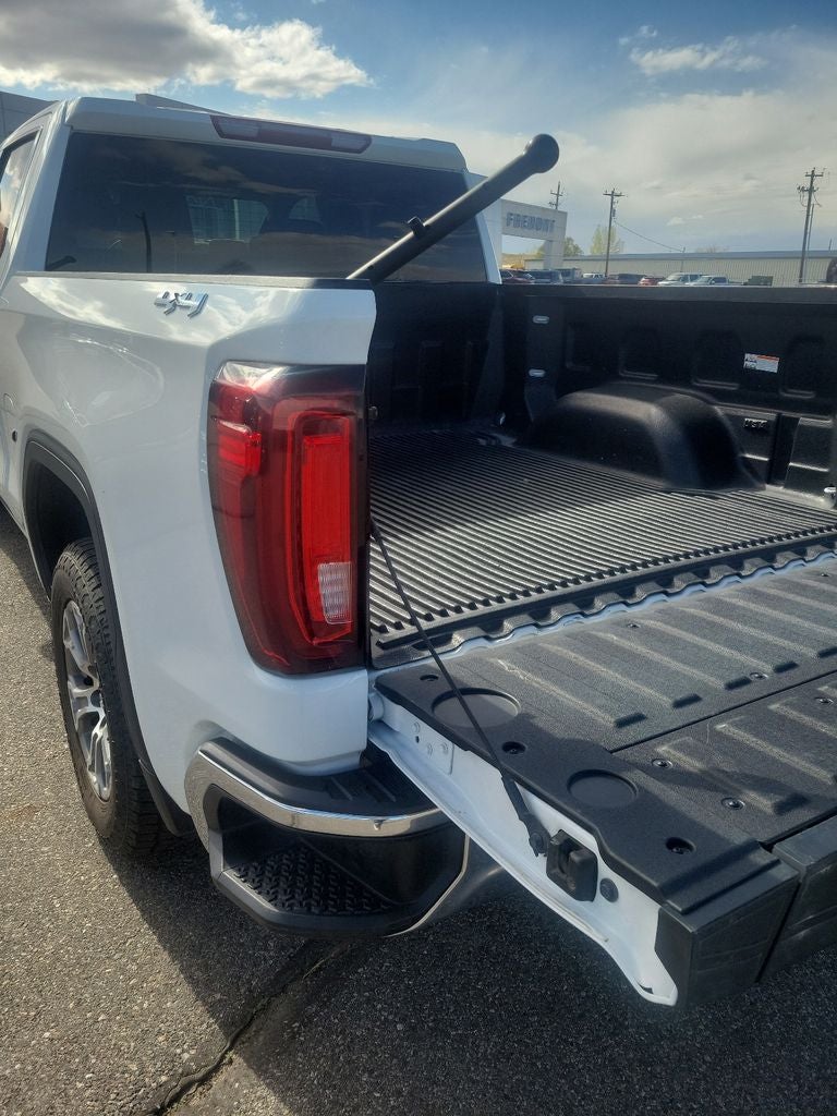 2025 GMC Sierra 1500 SLT - Photo 10