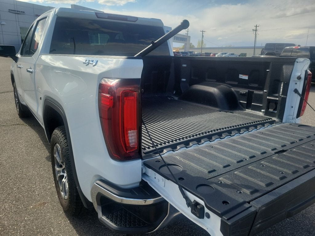 2025 GMC Sierra 1500 SLT - Photo 11