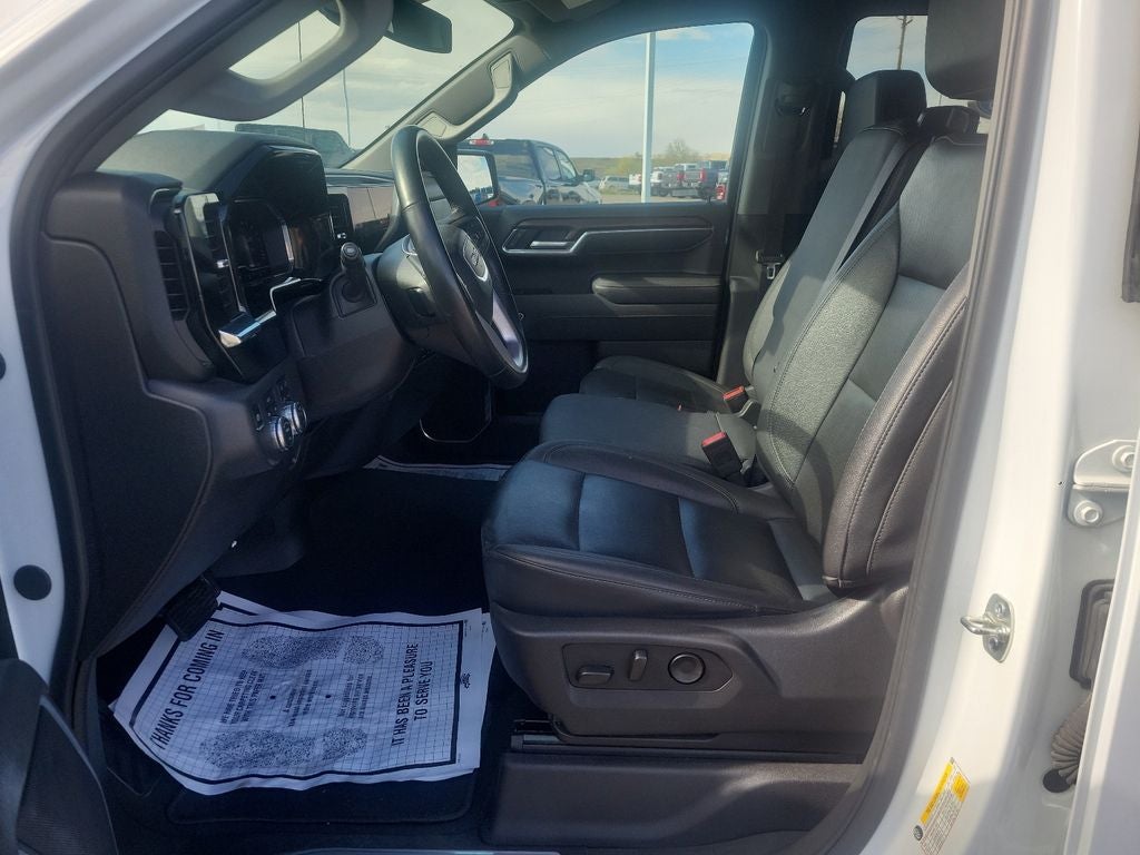 2025 GMC Sierra 1500 SLT - Photo 16