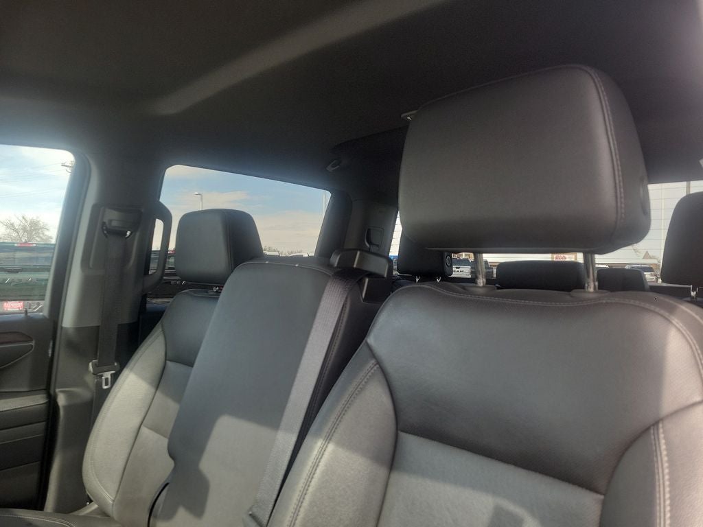 2025 GMC Sierra 1500 SLT - Photo 17