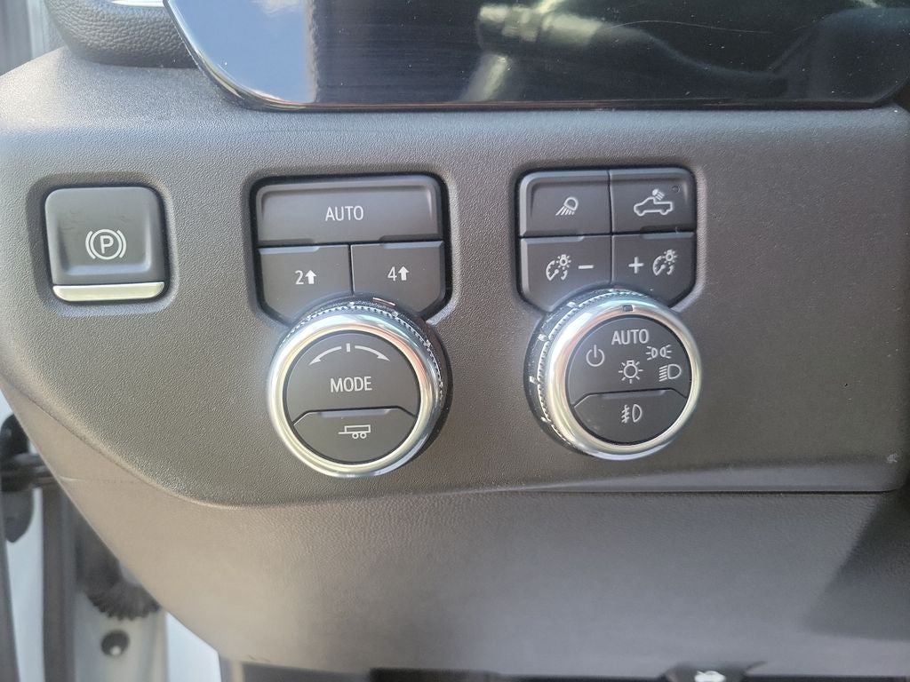 2025 GMC Sierra 1500 SLT - Photo 18