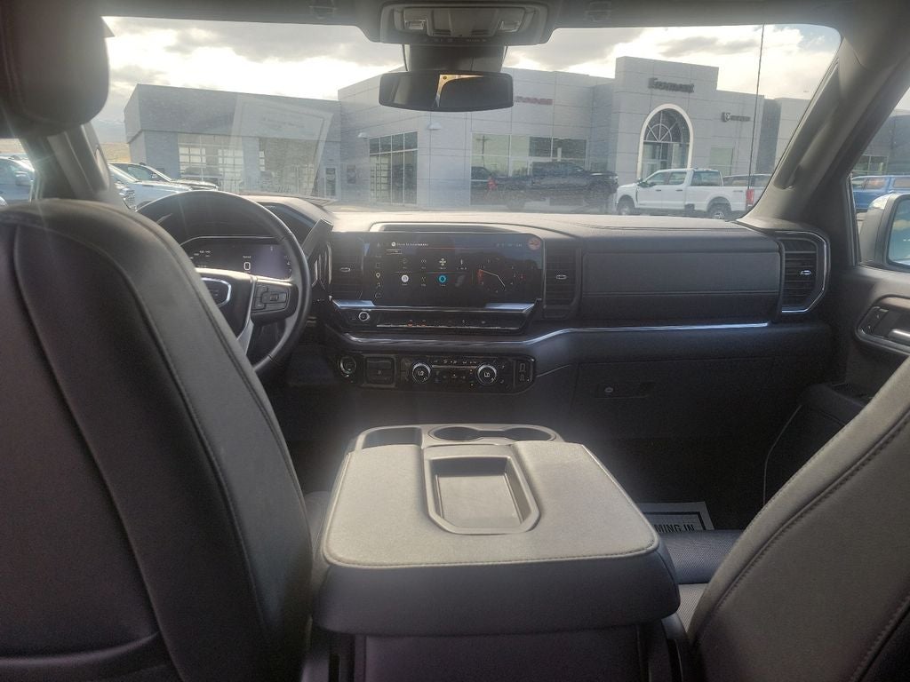 2025 GMC Sierra 1500 SLT - Photo 40