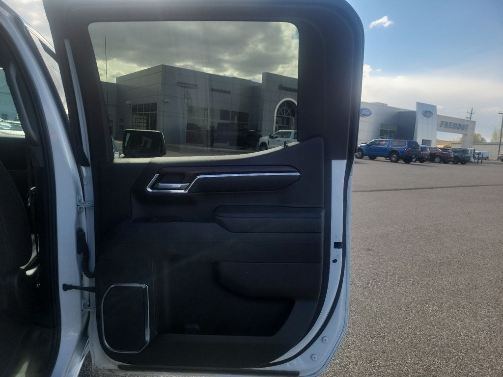 2025 GMC Sierra 1500 SLT - Photo 41