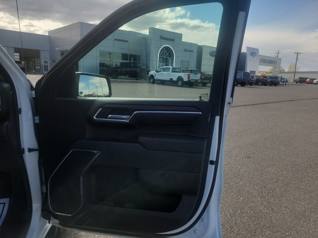 2025 GMC Sierra 1500 SLT - Photo 44