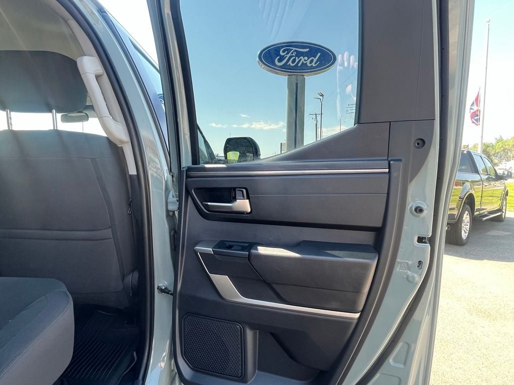 2024 Toyota Tundra SR5 - Photo 42