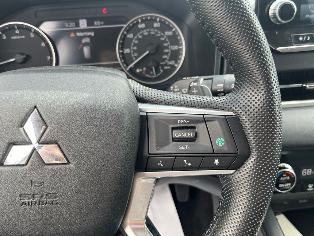 2023 Mitsubishi Outlander SE - Photo 19
