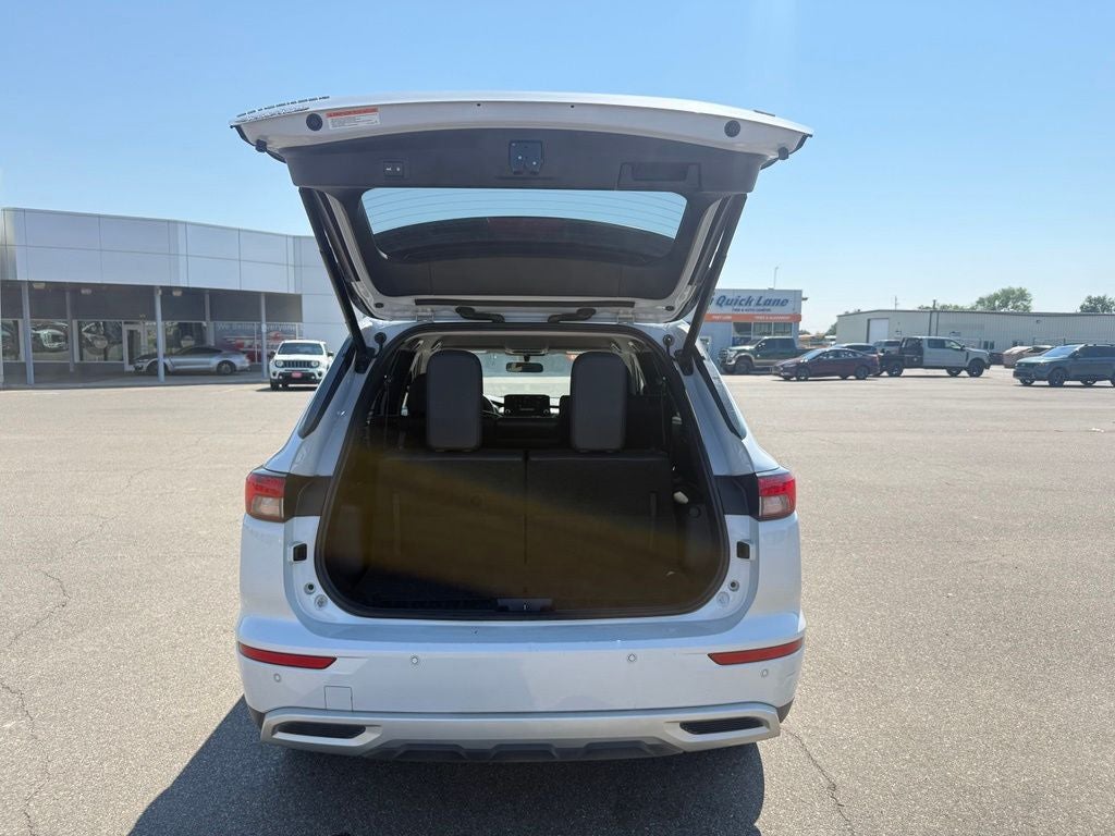 2024 Mitsubishi Outlander SE - Photo 36