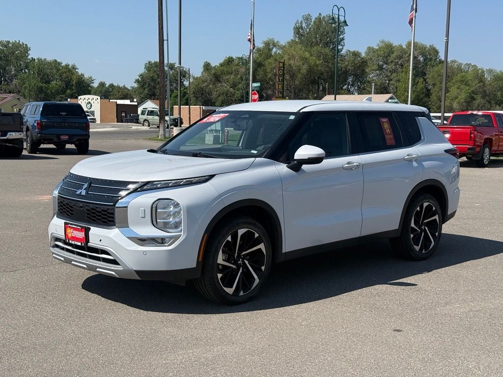 2024 Mitsubishi Outlander SE - Photo 8