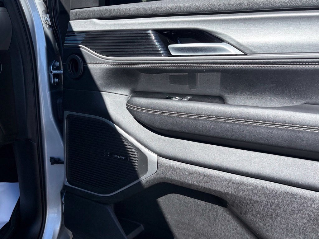 2025 Jeep Wagoneer Series II