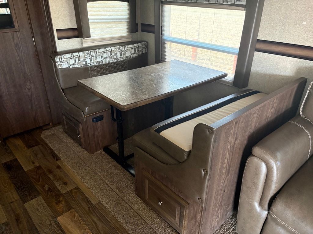 2017 Forest RIver Rockwood 2902WS