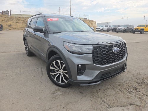2025 Ford Explorer ST-Line 4WD