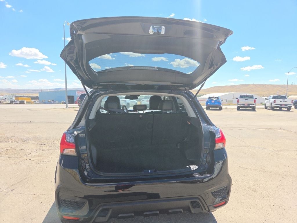 2025 Mitsubishi Outlander Sport 2.0 SE