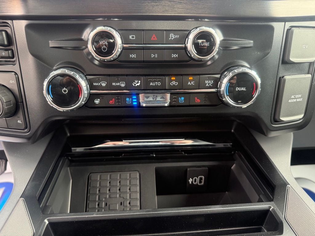 2027 Ford F-350SD Lariat