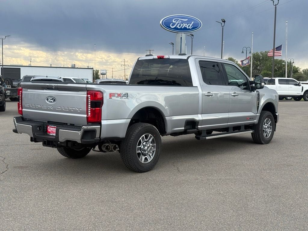 2027 Ford F-350SD Lariat