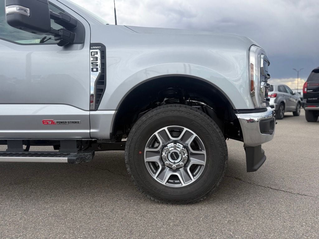 2027 Ford F-350SD Lariat