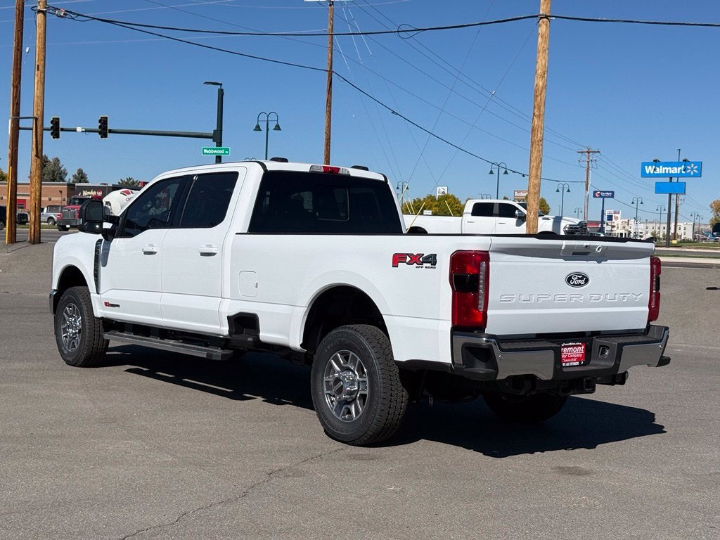 2027 Ford F-350SD Lariat