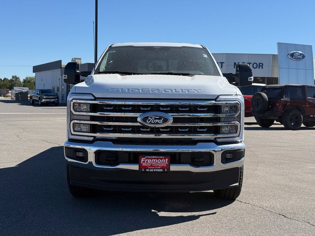 2027 Ford F-350SD Lariat