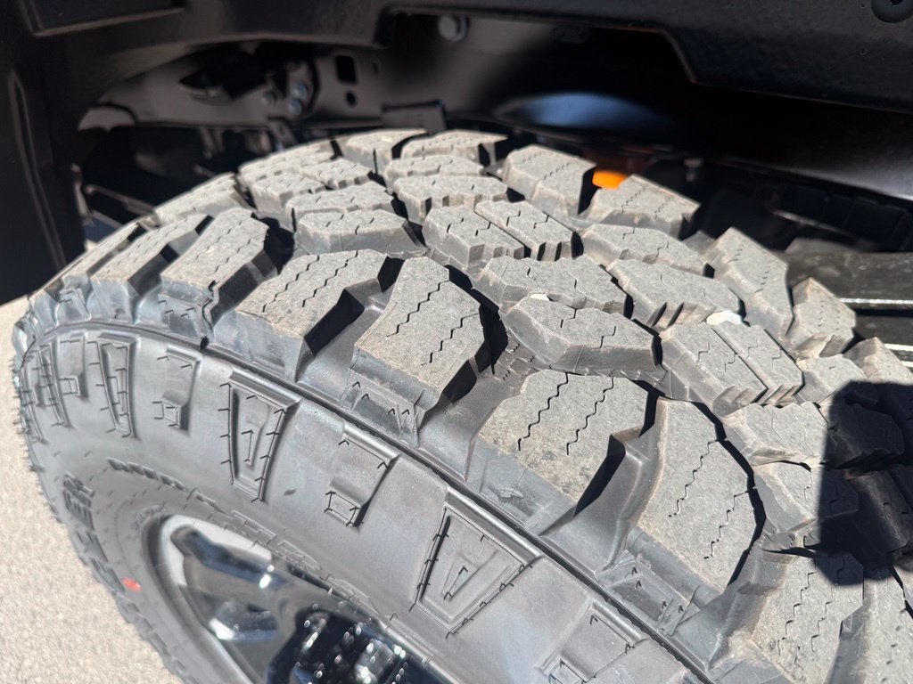 2027 Ford F-350SD Lariat Tremor